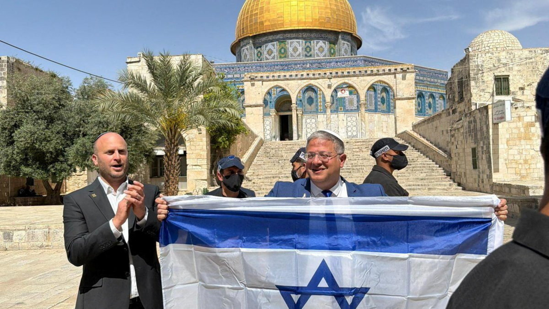 Ben-Gvir il razzista invoca la colonizzazione del Libano mentre Israele intensifica i raid nel Sud Ben-Gvir il razzista invoca la colonizzazione del Libano mentre Israele intensifica i raid nel Sud