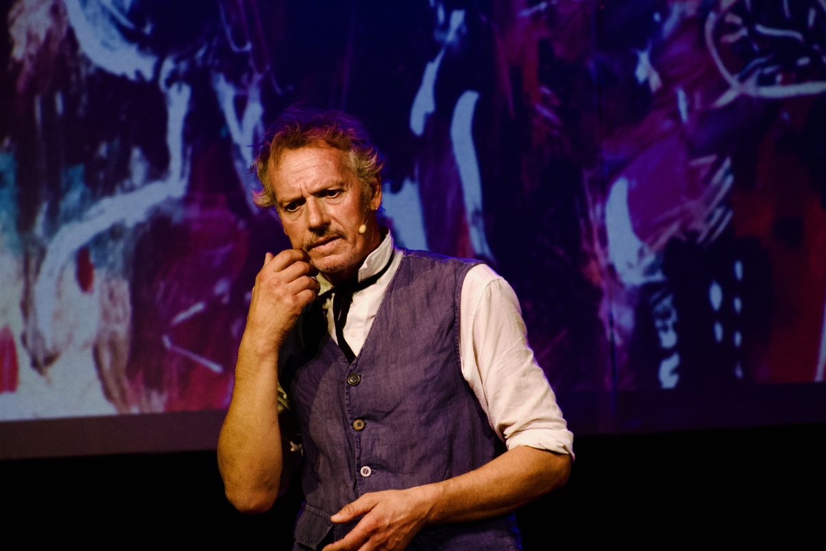 Dal 6 giugno al 2 agosto 2026, nove comuni della Città Metropolitana di Roma - congiungendo la Valle dell’Aniene con la Valle del Giovenzano e la Valle del Sacco - ospiteranno la nona edizione del Festival Portraits On stage - Arte in Cammino