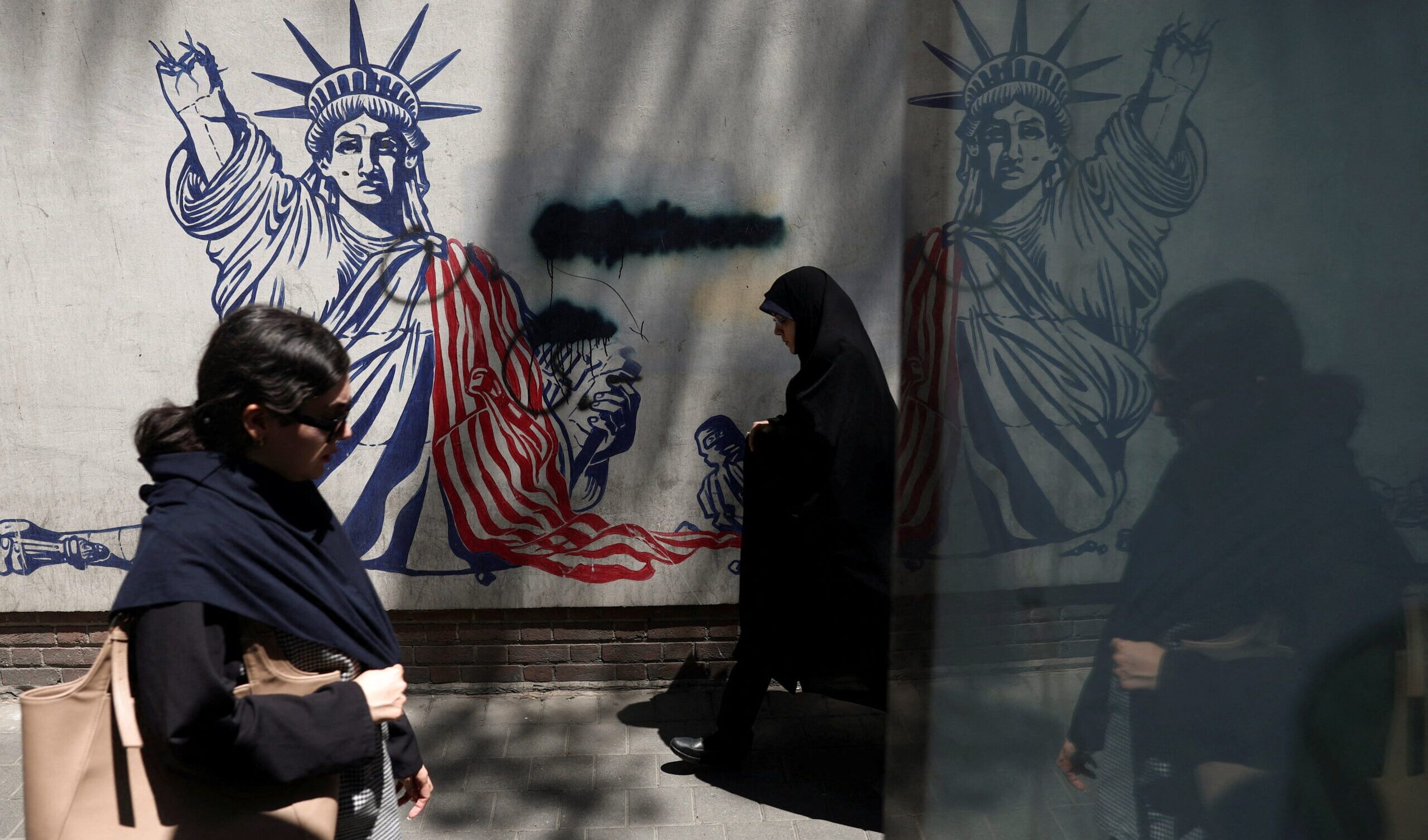 L'Iran negozierà ancora ma fa sapere che non si fida delle promesse degli Stati Uniti L'Iran negozierà ancora ma fa sapere che non si fida delle promesse degli Stati Uniti
