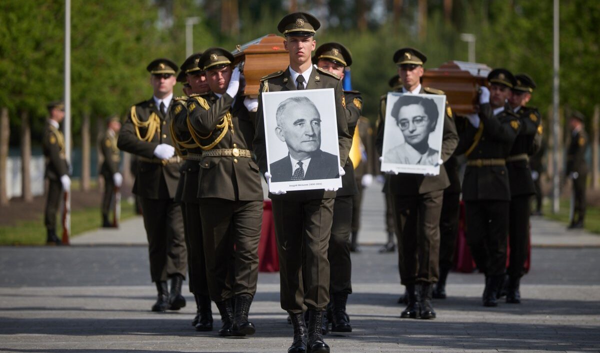 Melnyk, Zelensky e il veleno del nazionalismo che divide Ucraina e Polonia nel momento più drammatico Melnyk, Zelensky e il veleno del nazionalismo che divide Ucraina e Polonia nel momento più drammatico