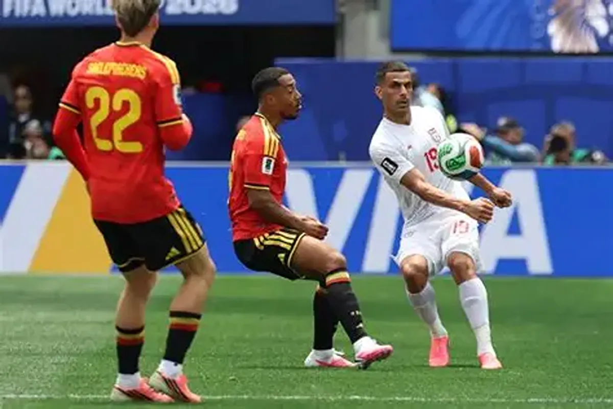 th Belgio e Iran si dividono la posta in palio. A Los Angeles termina con uno scialbo 0-0