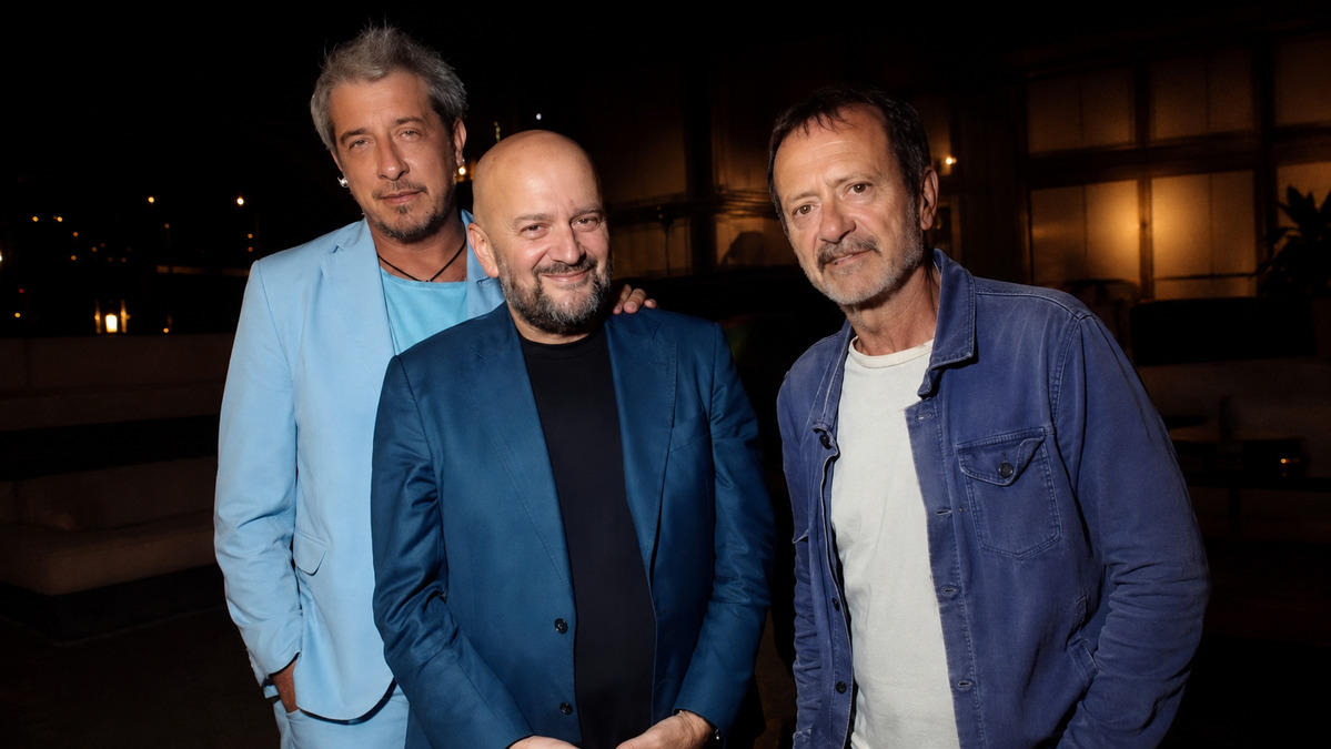 Paolo Ruffini, Nicola Timpone, Rocco Papapleo – Marateale- intervista di Alessia de Antoniis Paolo Ruffini, Nicola Timpone, Rocco Papapleo - Marateale- intervista di Alessia de Antoniis