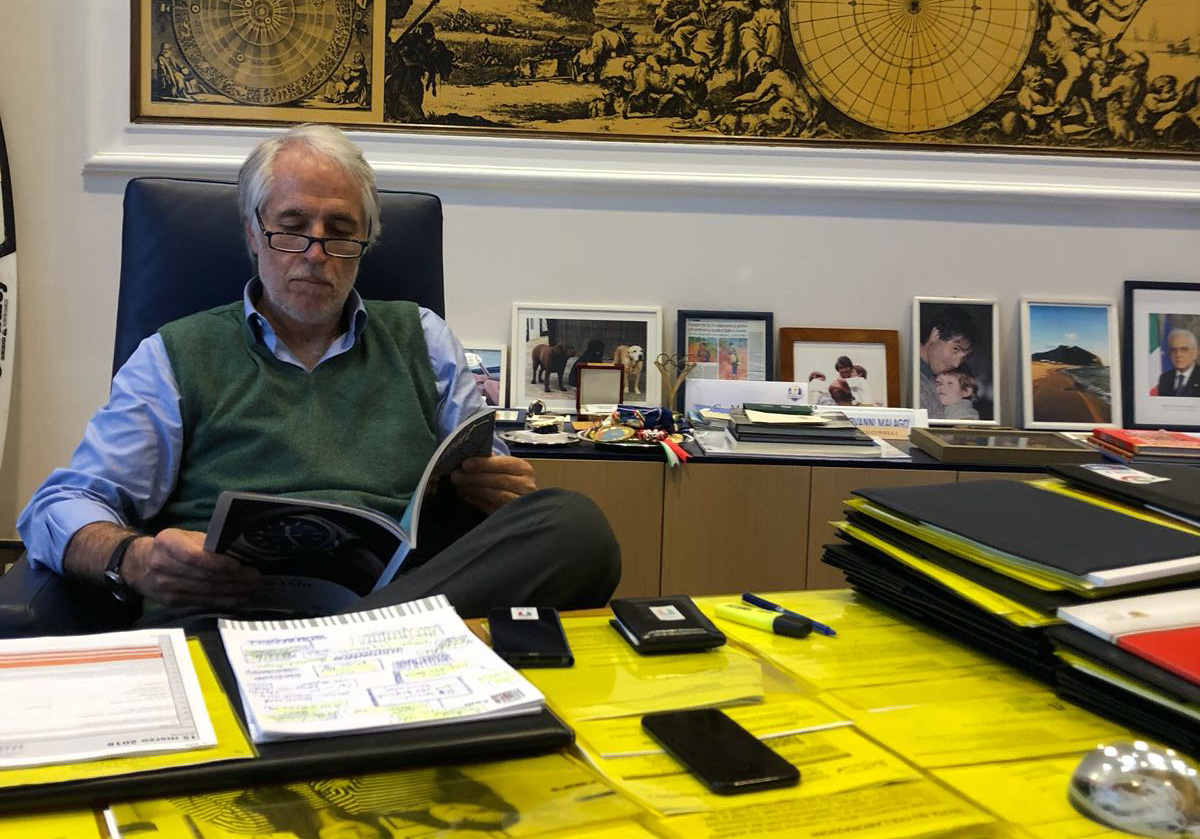 Malagò-Megalò e la figuraccia da record all'esordio in Federcalcio