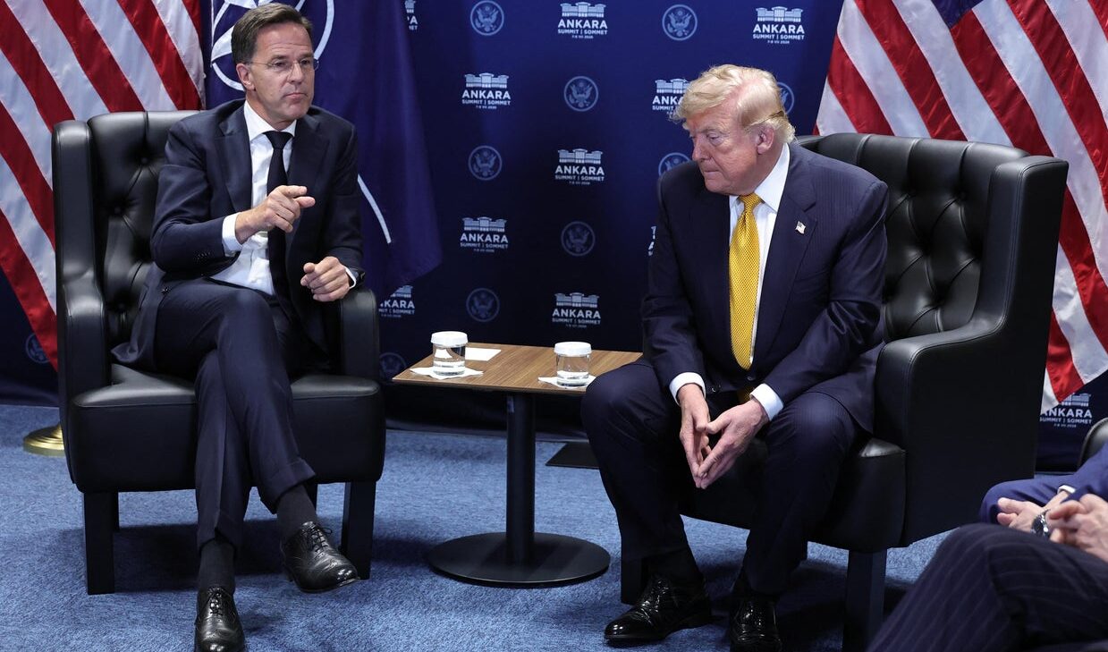 Trump attacca ancora la Spagna e ipotizza di interrompere le relazioni commerciali: ma non può farlo Trump attacca ancora la Spagna e ipotizza di interrompere le relazioni commerciali: ma non può farlo