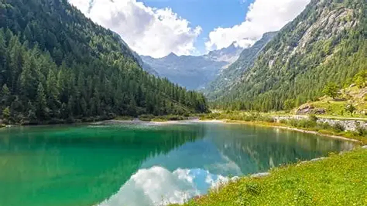 Turismo ad agosto: previsti oltre 96 milioni di pernottamenti