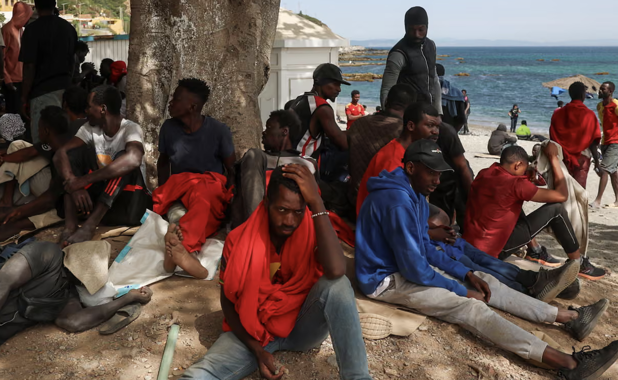 Screenshot 2026-08-04 alle 14.29.29 Crisi di Ceuta, accuse al Marocco: Madrid denuncia disinformazione e responsabilità nell'assalto dei migranti
