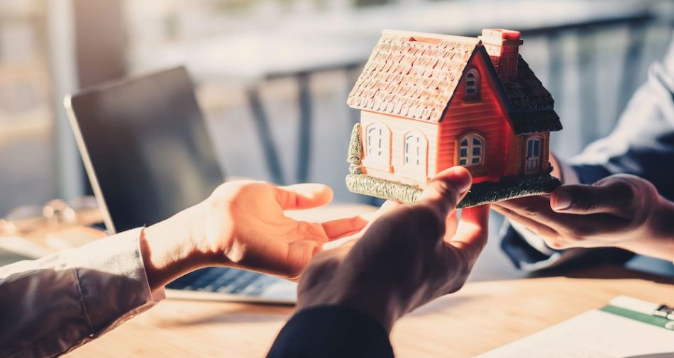 Pianificazione finanziaria: le basi per costruire un futuro familiare sereno Pianificazione finanziaria: le basi per costruire un futuro familiare sereno
