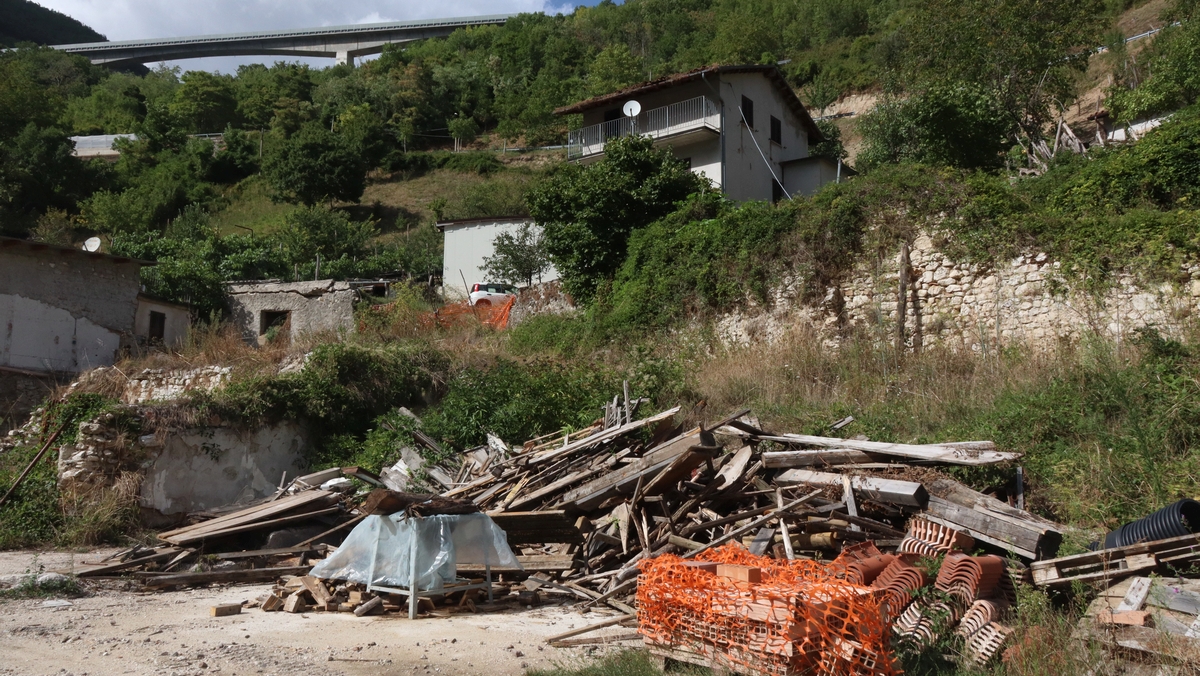 01 1200 capodacqua IMG_9177 Terremoto 2016: Per gli abitanti di Pescara del Tronto e Capodacqua la ricostruzione arranca