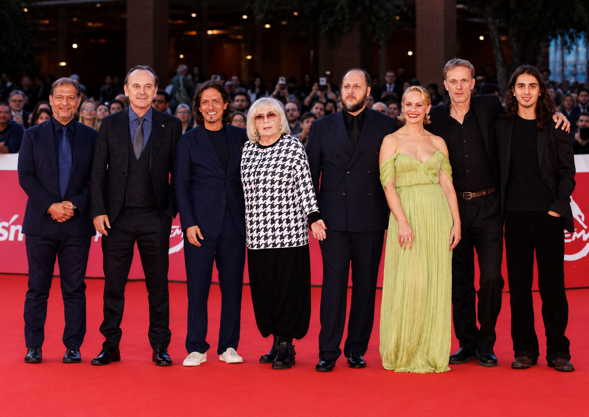 Cast di Brianza – red carpet – Festa del cinema di Roma Brianza: il Far West del denaro nel film di Simone Catania