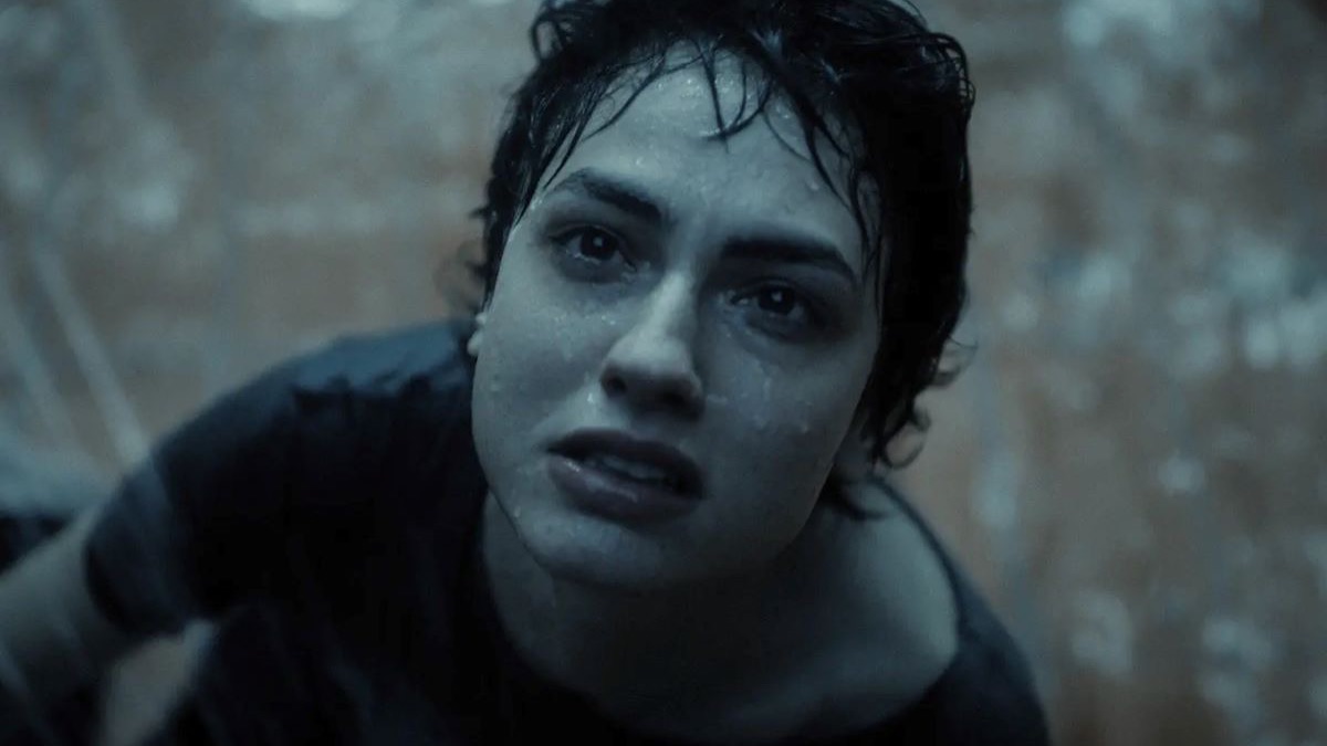"L'estranea": un thriller psicologico che non ti aspetti e  che inchioda le madri alle loro responsabilità