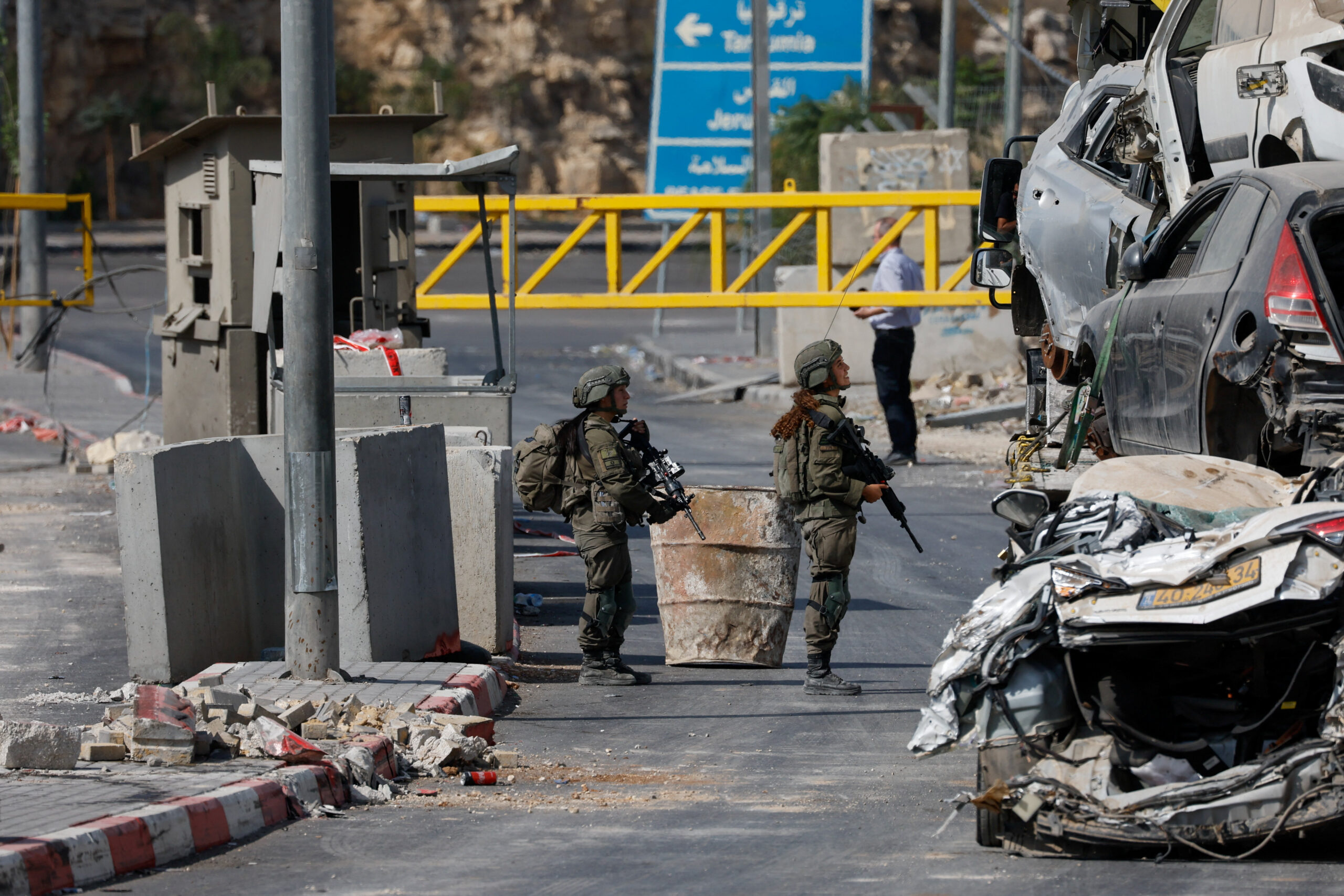 Demolizioni, arresti di massa e 2,200 palestinesi deportati: in Cisgiordania l’aggressione israeliana non si ferma Demolizioni, arresti di massa e 2,200 palestinesi deportati: in Cisgiordania l’aggressione israeliana non si ferma
