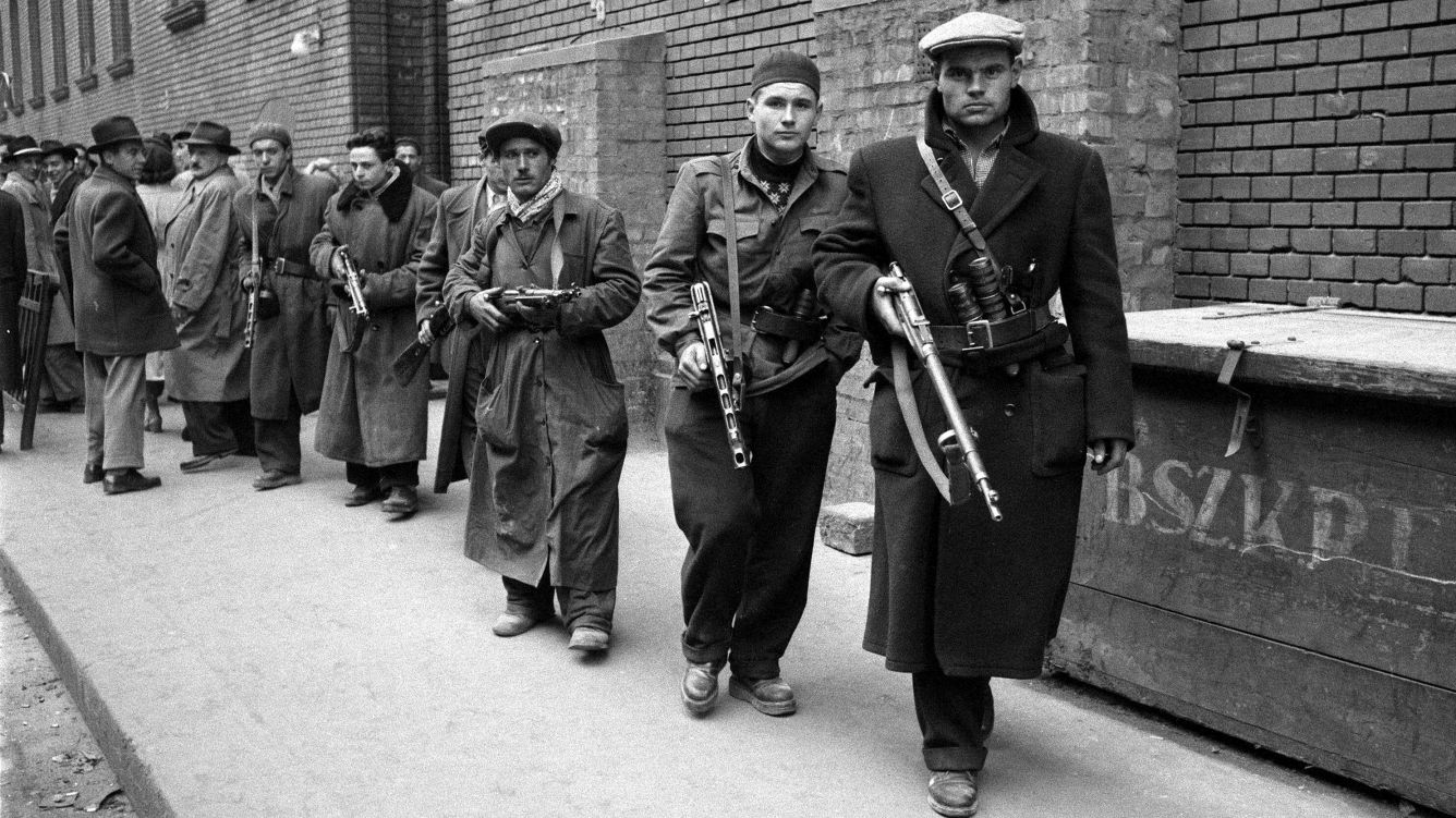 Ungheria 1956, la rivoluzione operaia tradita: il libro di Jurii Colombo riapre i conti con lo stalinismo La rivolta ungherese del 1956